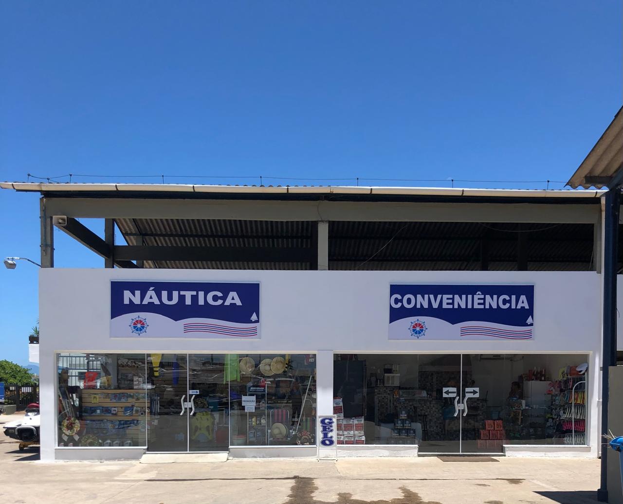 Loja de conveniência e náutica da marina